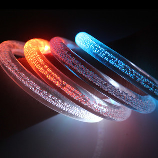LIGHTING ARMBANDS ON MAP (12pcs.)